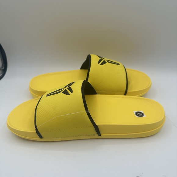 Nike Kobe Offcourt Slide Mens 10 Lightning‎ Yellow/Black Sandals IF2870-700 main image 8